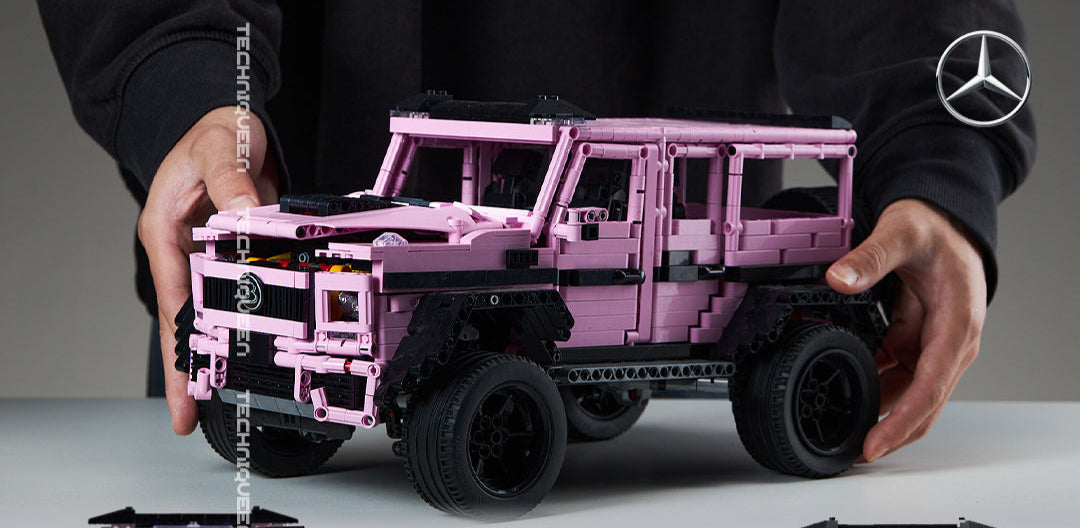 [LIMITED EDITION] PINK G CLASS TECHNIC CAR 1:8 - 2687PCS