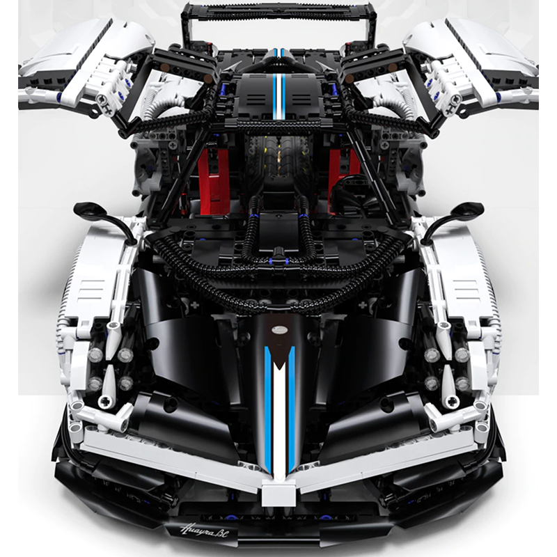 Pagani Huayra Roadster 2896pcs