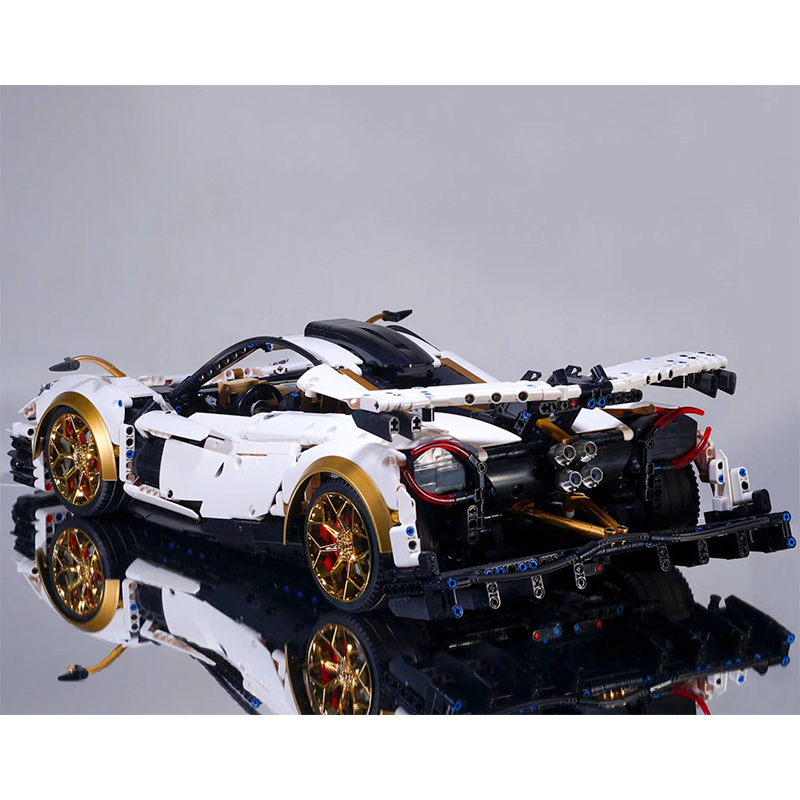 Gold Edition Pagani Huayra 3428pcs